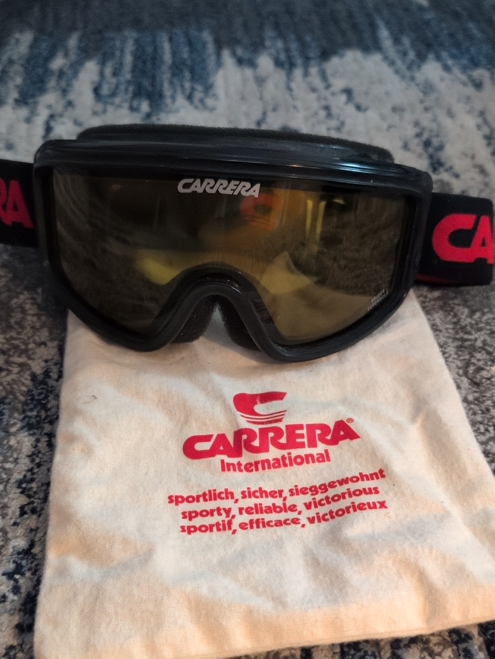 🔥 VINTAGE Carrera Ski Goggles with OG Pouch – Rare Retro Winter Gear!